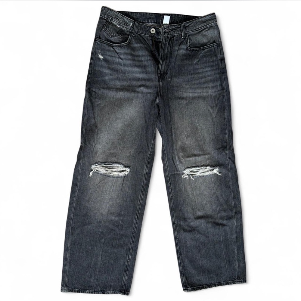H&M Women’s Distressed Jeans